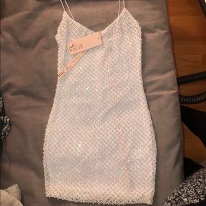 DROP A GLINT EMBELLISHED SEQUIN MINI DRESS